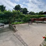 Appartamento Retreat With Free Parking Pola