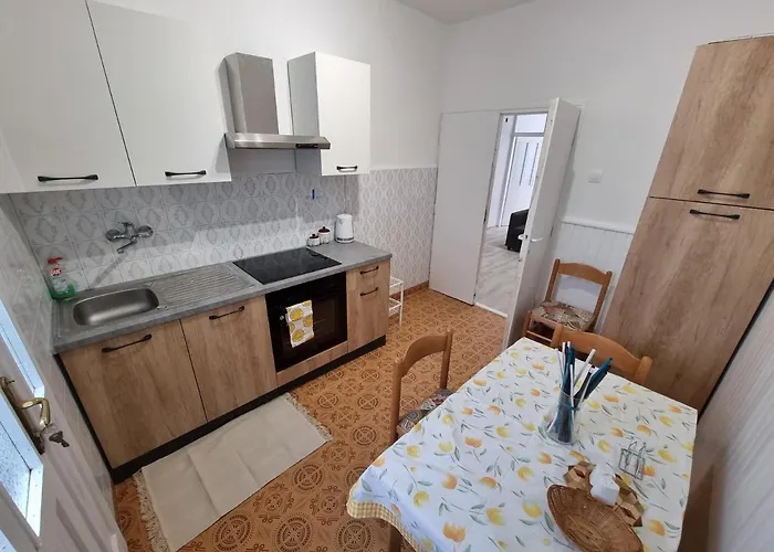 Retreat With Free Parking Lejlighed Pula