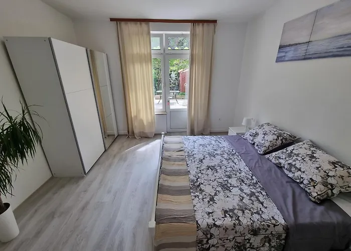 Retreat With Free Parking