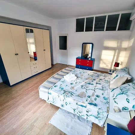 Retreat With Free Parking